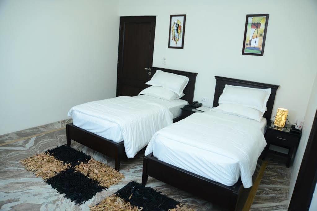 Goyal Haveli Hotel Джайпур Екстериор снимка