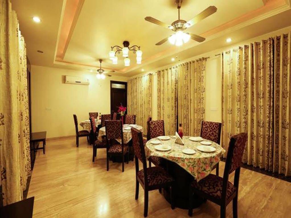Goyal Haveli Hotel Джайпур Екстериор снимка