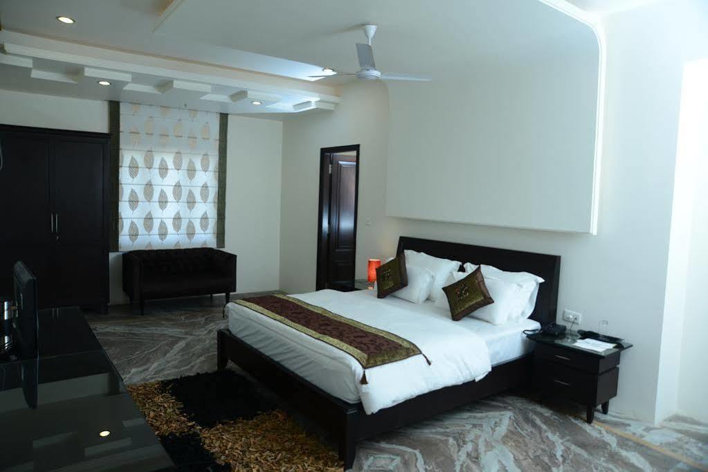 Goyal Haveli Hotel Джайпур Екстериор снимка
